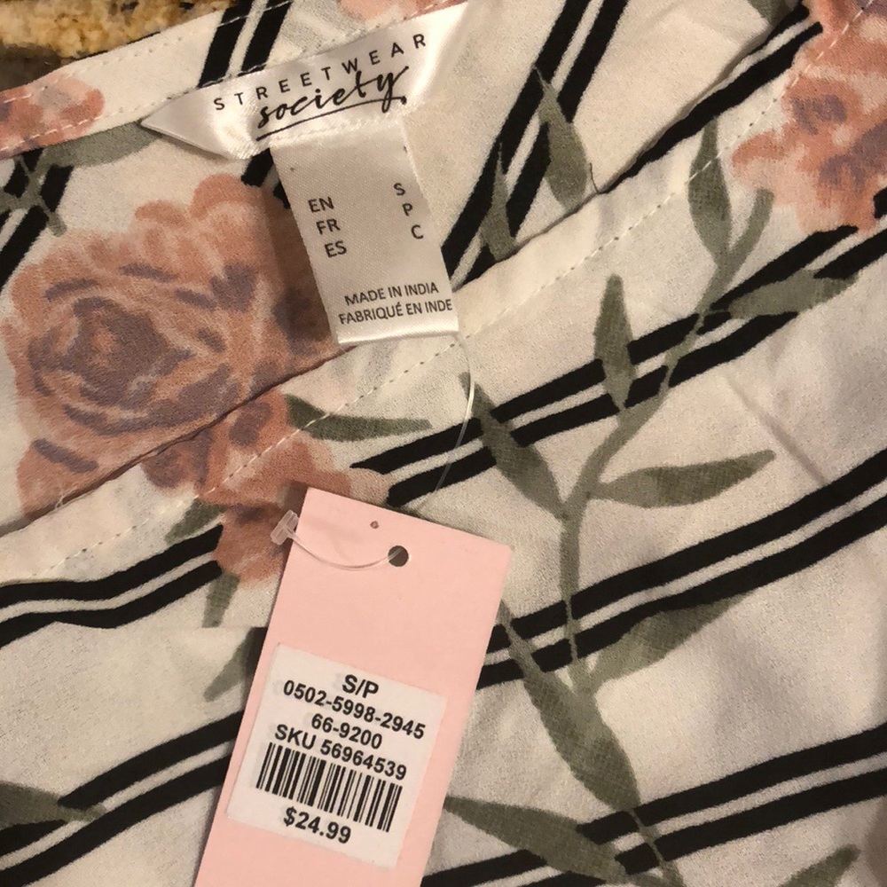Streetwear floral top